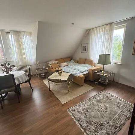 Gepflegte 3 Zimmer Wohnung! Hannover Exterior photo
